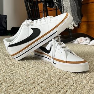 Nike comfort insole dress shoes